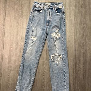 Abercrombie & Fitch “The Ankle Straight” Ultra High Rise Jeans
